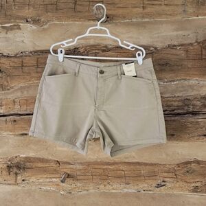 St. John's Bay Tan Mid Rise 5" Chino Shorts Size 16